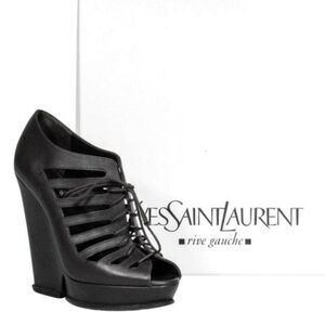 YVES Saint Laurent - Black Leather Hortense 105 Lace-Up Wedges
